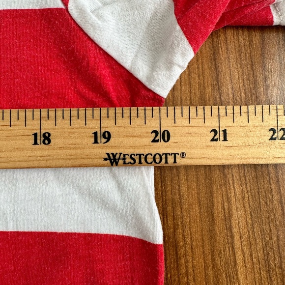 Where’s Waldo Men’s Small Costume T Shirt - Picture 5 of 6